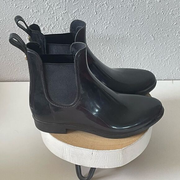 EUC Sam Edelman Womens Black Shiny Bootie Rain Boots Size 6 - Picture 4 of 6